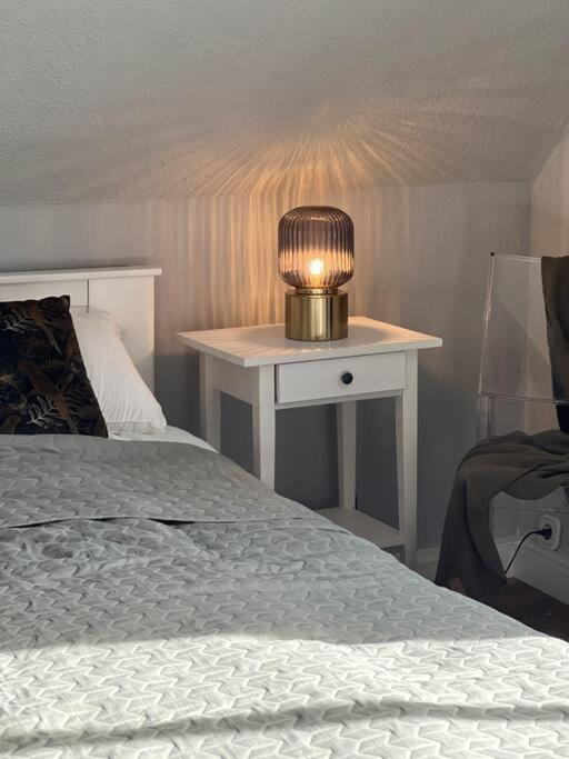 Geschmackvolle Wohnung 65Qm In Solingen Nrw Экстерьер фото